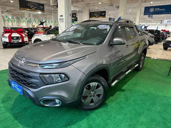 FIAT TORO 1.8 16V EVO FLEX FREEDOM AT6 FIAT TORO 1.8 16V EVO FLEX FREEDOM AT6